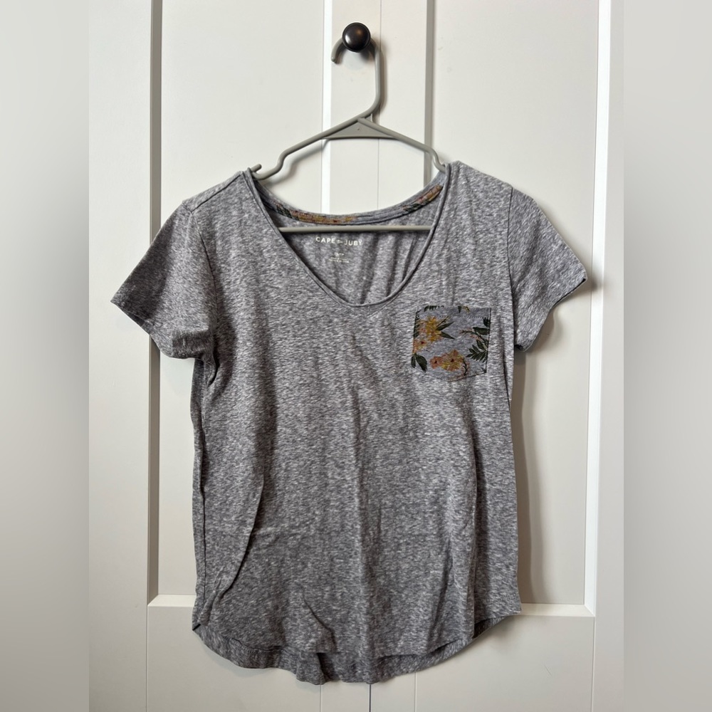 Gray Short Sleeve with Floral Design